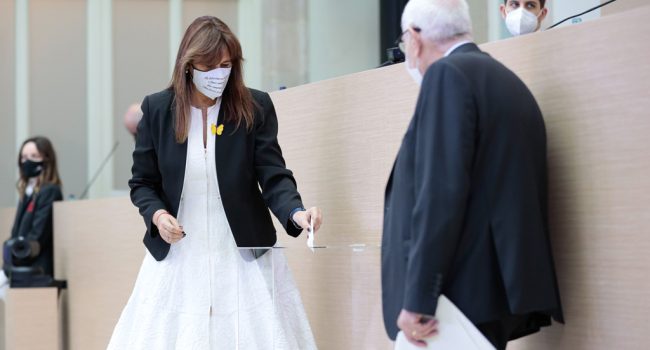 Borràs es la tercera mujer que ocupa la presidencia del Parlament. Foto: @parlamentcat