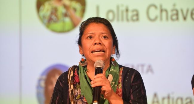 Lolita Chávez durante su intervención en las Jornadas Feministas. Foto: Ramón Comet ©