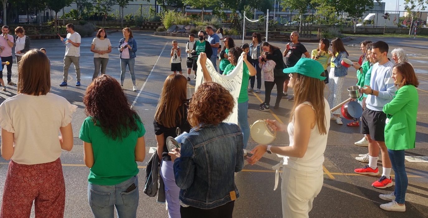 Los colegios públicos de Utebo se concentran “en contra de los recortes educativos” de la DGA