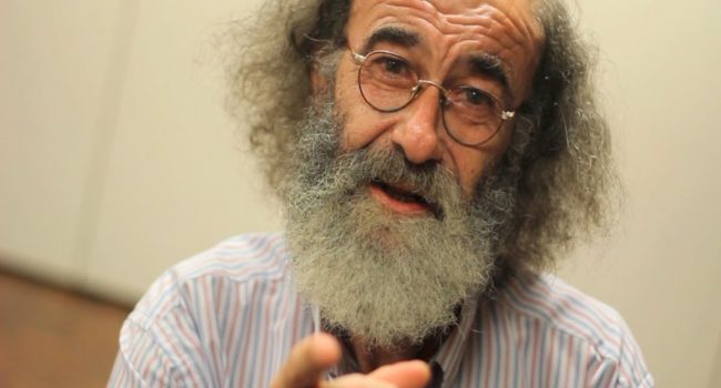 Luis Arza.