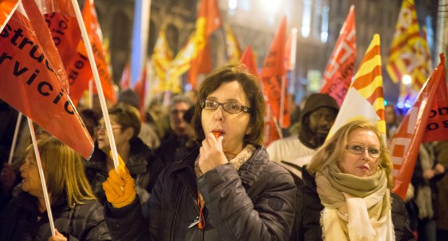 Manifestación en Zaragoza de las trabajadoras del sector de Limpieza. Foto: Pablo Ibáñez (AraInfo)