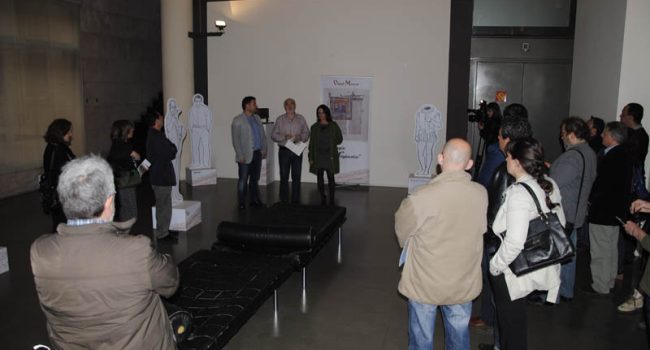 Imagen de la inauguración de la exposicón. Foto: CHA