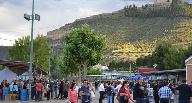 Los organizadores destacan la respuesta del público que pudo degustar una treintena de variedades de cerveza de 12 elaboradores que participaron en el certamen.