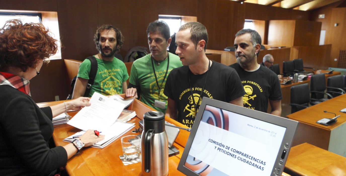 La Candidatura Independiente de SARGA y los trabajadores de Espacios Naturales Protegidos y Operativo de Incendios Forestales de Aragón en las Cortes de Aragón. Foto: AraInfo (Archivo).