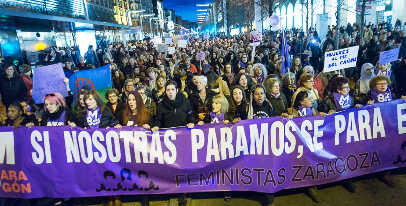 Cabecera de la manifestación en Zaragoza. Foto: AraInfo