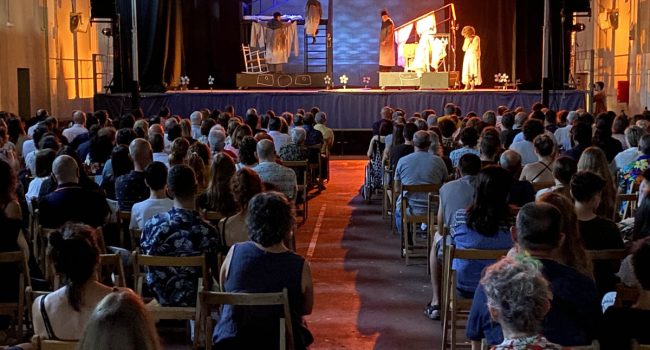 ‘Amour’, de la compañía vasca Marie de Jong cerró el festival este domingo. Foto: Imaginaria