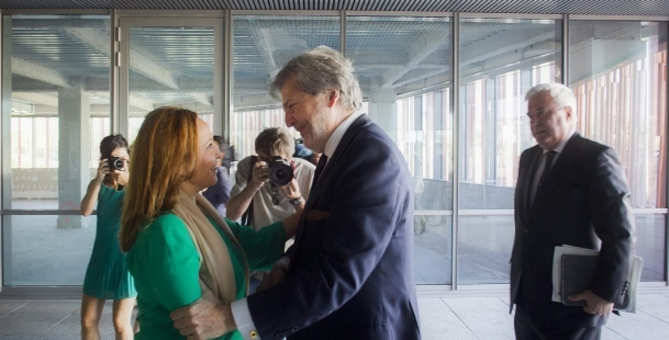 La consejera de educación Mayte Pérez y Méndez de Vigo.