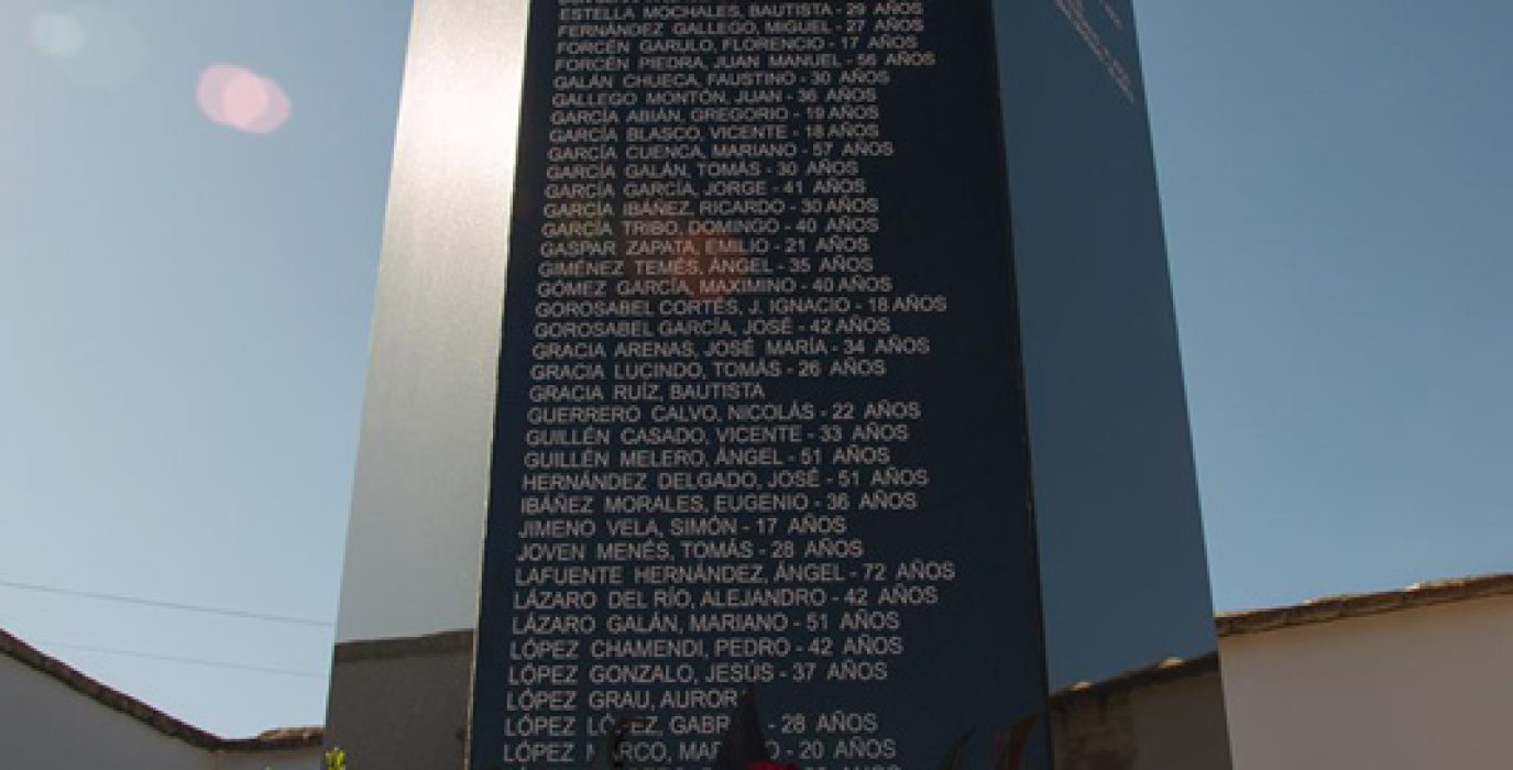 En el Memorial solo figuran hasta hora los nombres de las personas asesinadas por el fascismo en la ciudad de Calatayud. Foto: Arico