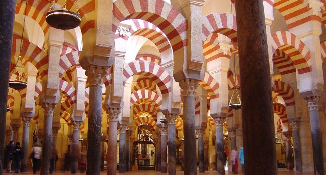 Veinte colectivos exigen la restitución de la legalidad y la devolución de miles de
inmuebles apropiados, entre ellos la Mezquita de Córdoba. Foto: Timor Espallargas (cc-by-sa-2.5)