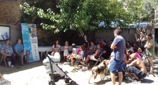 Mipanas en pegatina: memoria periodística de una lucha rural en el altoaragón