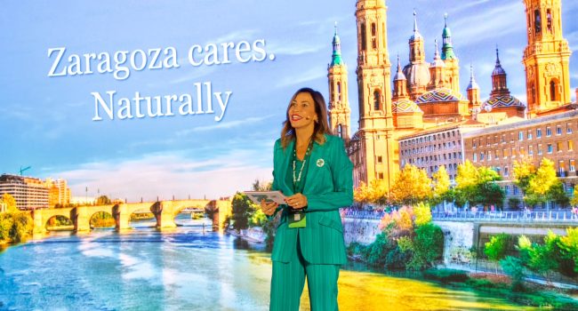 Natalia Chueca en uno de sus muchos actos publicitarios | Foto: AZ