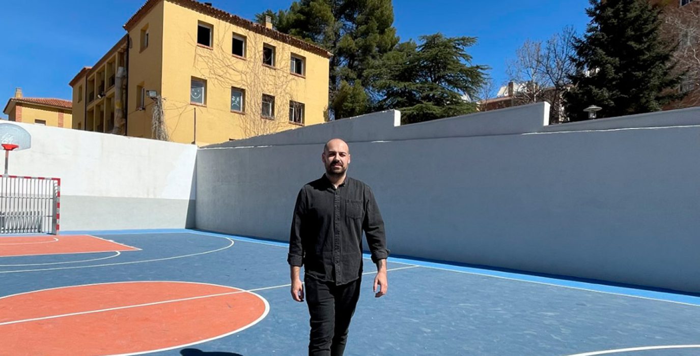 Nicolás López de Ganar Teruel en las pistas deportivas de la calle Santa Amalia en San León
