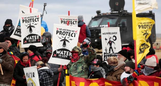 Protesta en 2016 contra el Dakota Access Pipeline. Foto: @NoDAPL