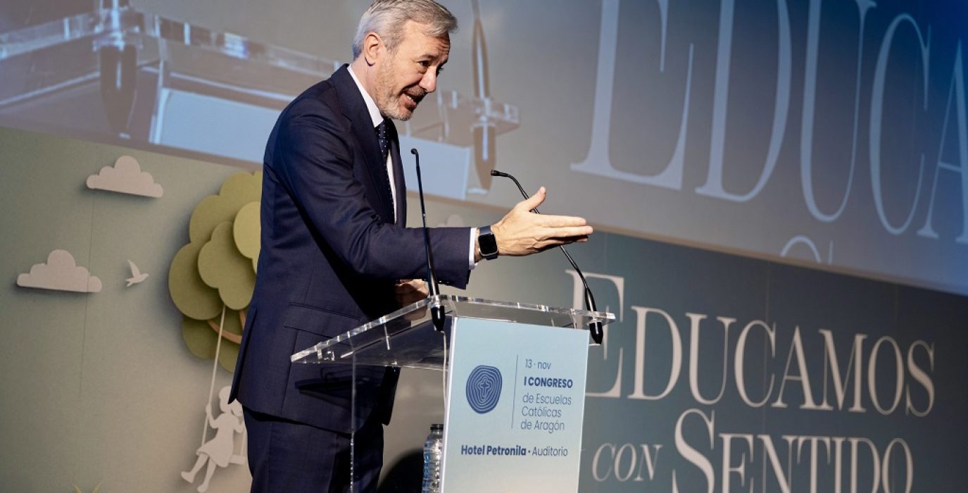 (Archivo, noviembre 2025) Azcón en el Congreso de escuelas católicas de Aragón | Foto: DGA / Fabián Simón