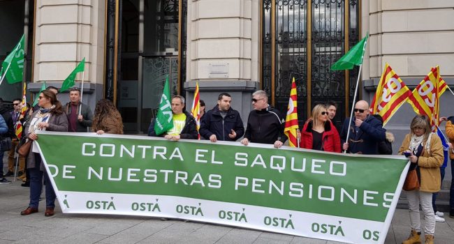 Concentración de OSTA en Zaragoza.