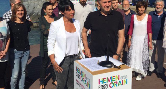 Arnaldo Otegi y Maddalen Iriarte, en la presentación, este martes, de la lista electoral EH Bildu de Gipuzkoa. Foto: EH BIldu