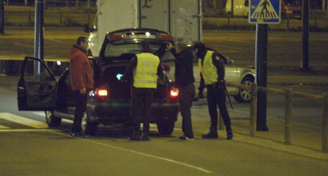 Actuación policial el pasado sábado en el parking sur de la Expo. Foto: Pablo Ibáñez (AraInfo).