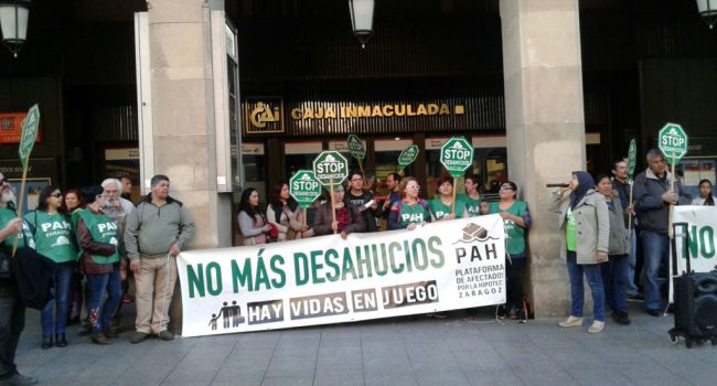Protesta de la PAH Zaragoza. Foto: PAH Zaragoza