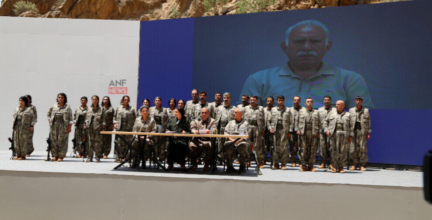 Ceremonia de desarme del PKK en Sulaymaniyah | Foto: AFN