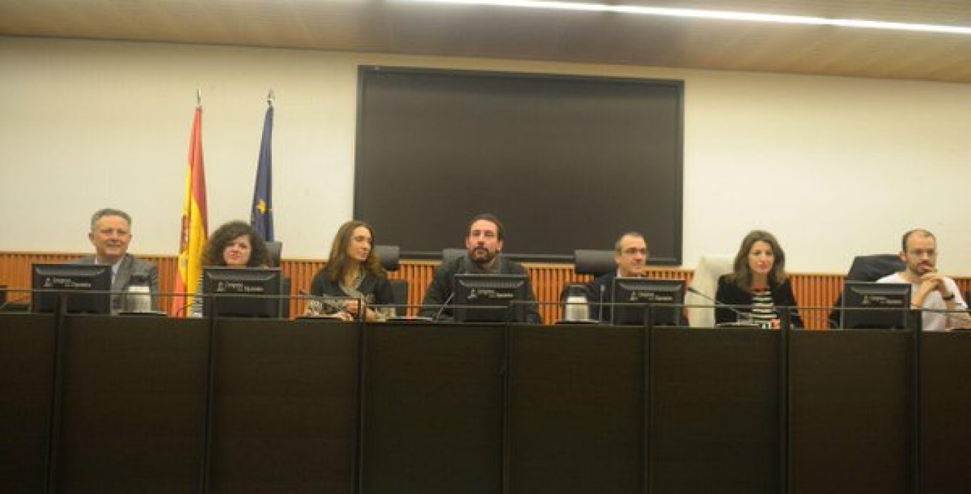 Rueda de prensa en el Congreso para reclamar el uso efectivo de las lenguas minorizadas en la Justicia. Foto: @Ac_Huesca