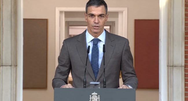 Pedro Sánchez durante la declaración institucional en la que ha anunciado la convocatoria de elecciones para el 29 de noviembre.