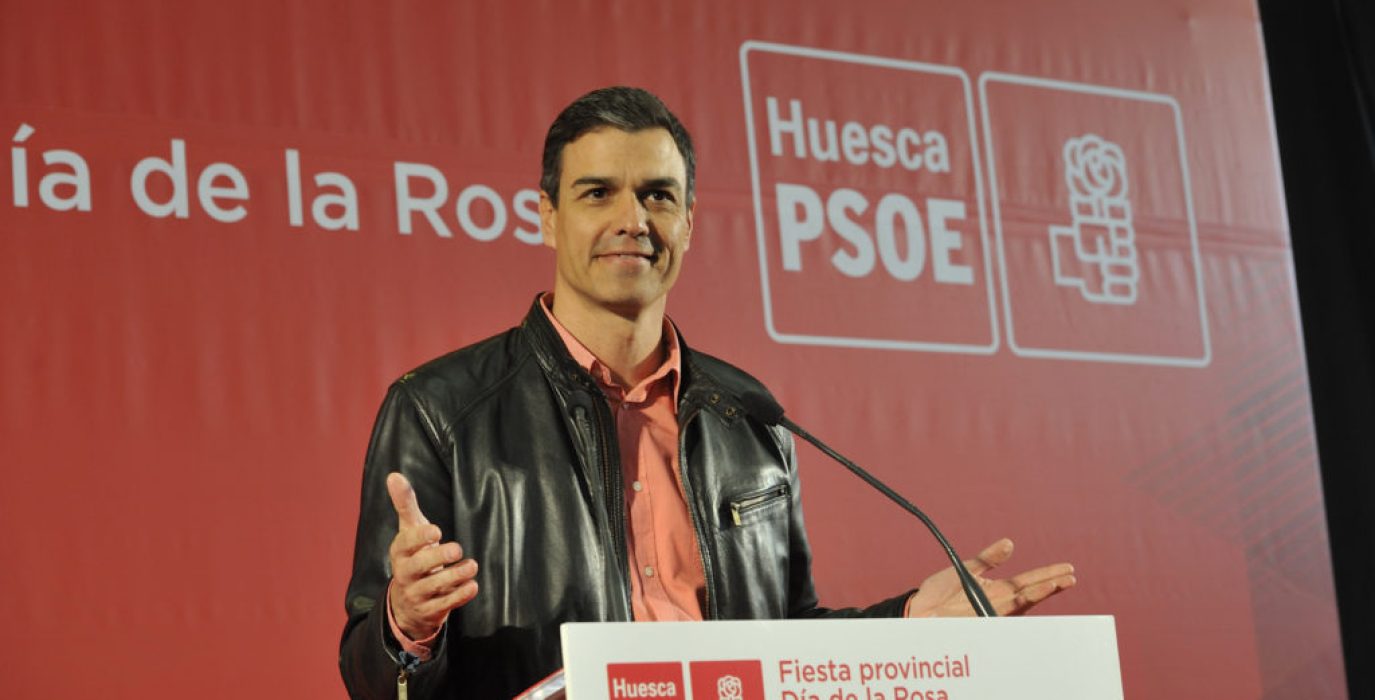 Pedro Sánchez en un acto en Ayerbe. Foto: PSOE