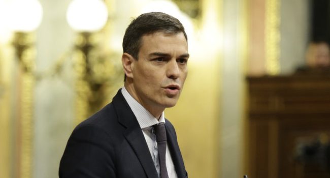 Pedro Sánchez durante el debate de la moción de censura contra Rajoy. Foto: Congreso