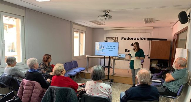 Periodistas de Aragón pone en marcha el programa “Prensa sin Edad”