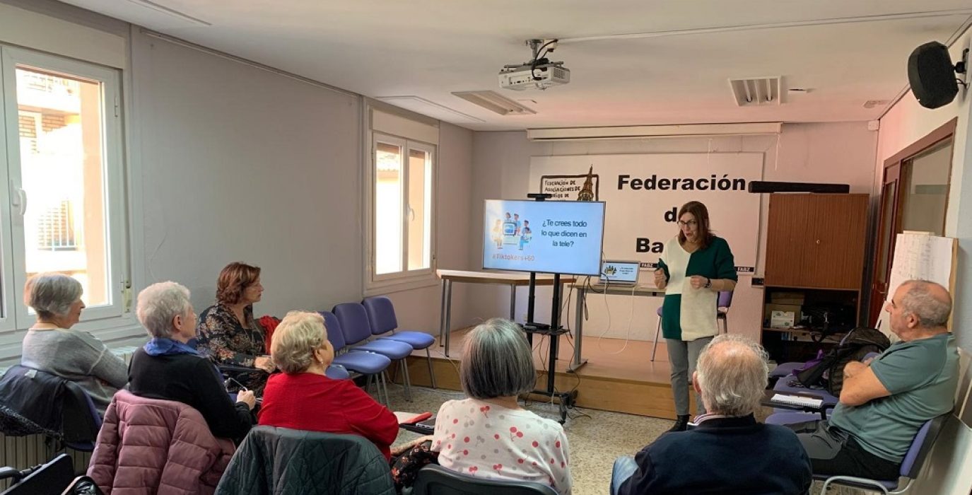 Periodistas de Aragón pone en marcha el programa “Prensa sin Edad”