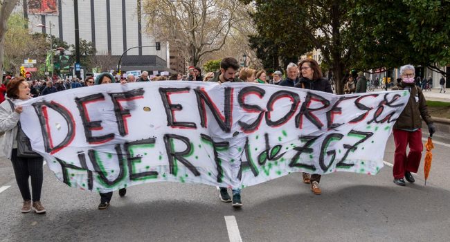 Bloque de la Plataforma en defensa de la huerta de Zaragoza en la manifestación "Zaragoza no se vende".