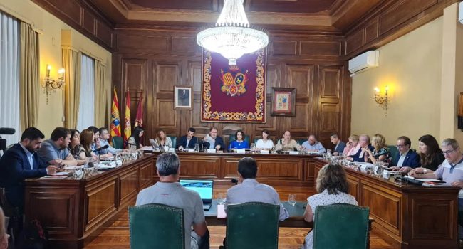 Imagen de archivo de un pleno municipal | Foto: Ayuntamiento de Teruel