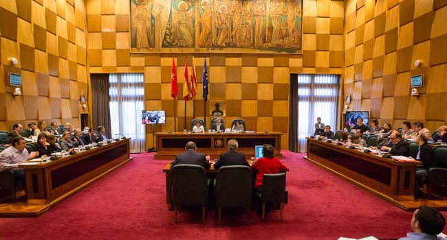 Imagen de archivo de un Pleno de Zaragoza. Foto: Miguel Gracia García