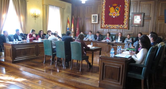 Pleno del Ayuntamiento de Teruel.