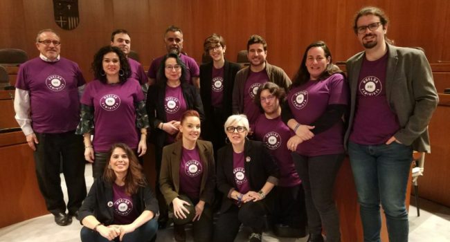 Representantes de Podemos en la jornada previa a la huelga feminista del 8M. Foto: Podemos Aragón.