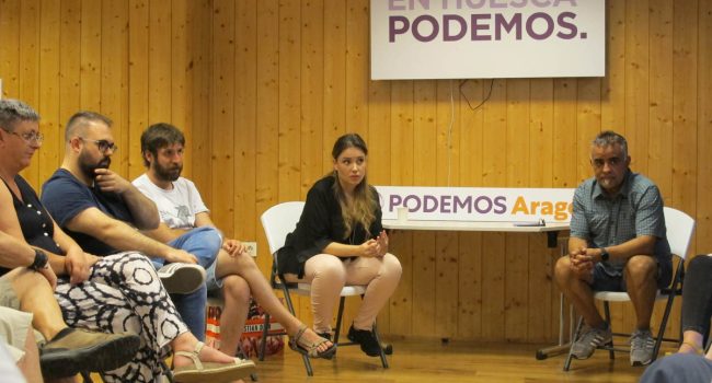 Maru Díaz en el encuentro con la militancia de la formación morada en Uesca. Foto: Podemos