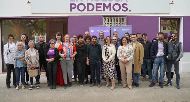 Boix y Díaz en la presentación de la candidatura de Podemos en Uesca | Foto: Podemos