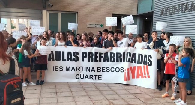 Podemos exige a la DGA “dignidad en el bachillerato en Cuarte de Huerva”