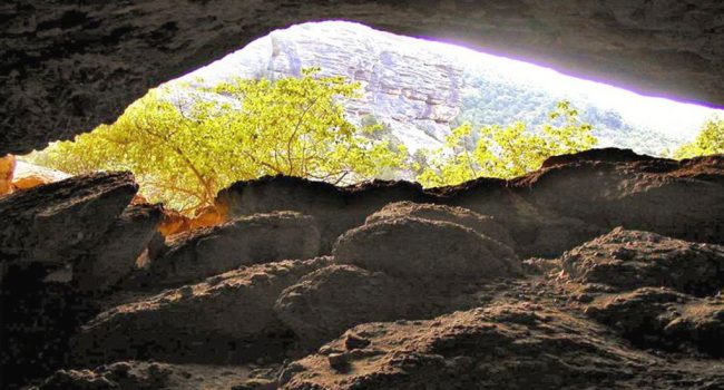 victorino alonso destruye yacimiento cueva de chaves