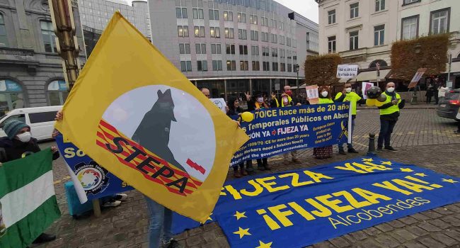 Protesta del personal interino del Estado español en Bruselas. | Foto: STEPA.