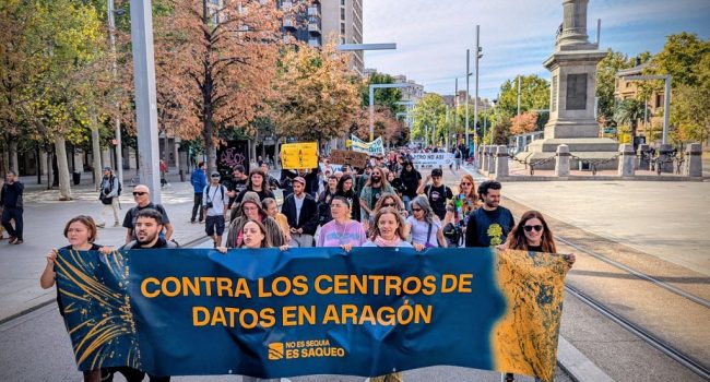 Protesta en Zaragoza contra la invasión descontrolada de centros de datos | Foto: Iker G Izagirre / AraInfo