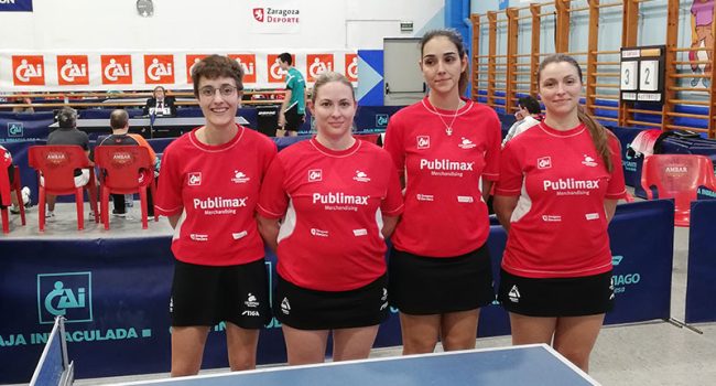 Las chicas del Publimax. Foto: @CAISantiagoTM