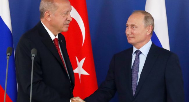 Putin sella con Erdogan la traición al pueblo kurdo.