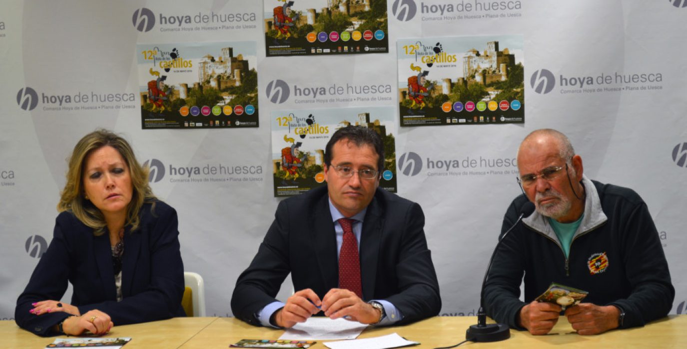 Comparecencia presentando una nueva edición de la Ruta de los Castillos.