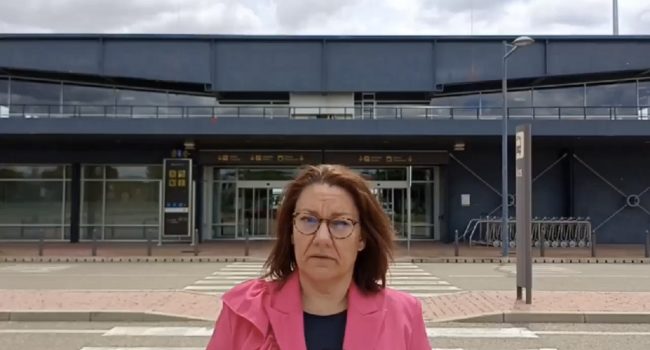 Aragón Existe propone darle una nueva vida al aeropuerto de Uesca, “el gran olvidado de la campaña electoral”