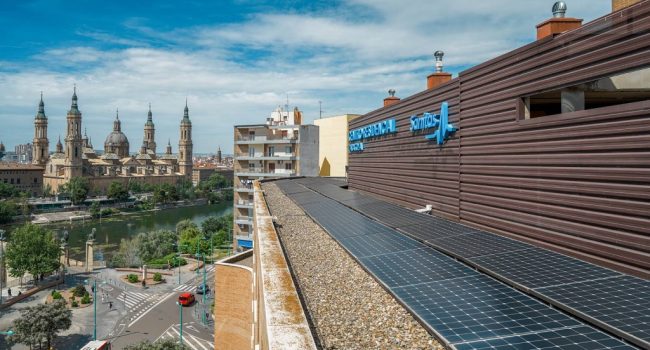 Residencia de personas mayores  y centro de día en el Rabal de Zaragoza de Sanitas | Foto: OSTA