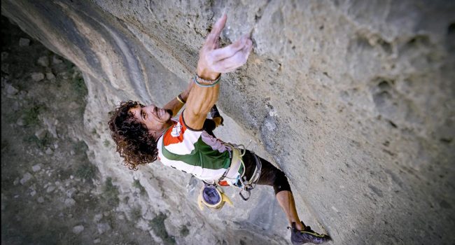 Fotograma de "Resistance Climbing".
