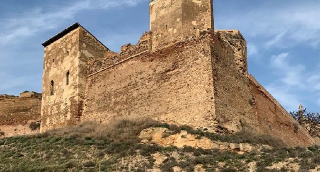 Restos de la Iglesia de San Juan Cambiar Monzón portada