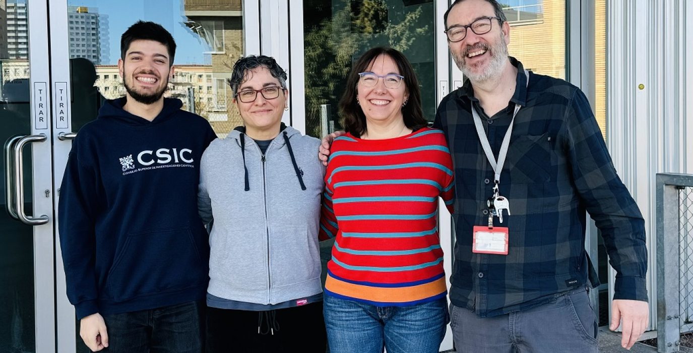 Equipo de investigación (de izquierda a derecha): Guillermo Canudo-Barreras, Raquel P. Herrera, M. Concepción Gimeno y Eduardo Romanos