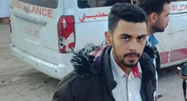 Rifaat Radwan, paramédico ejecutado y autor del vídeo que destapa las mentirás israelíes sobre la masacre. | Foto: RRSS