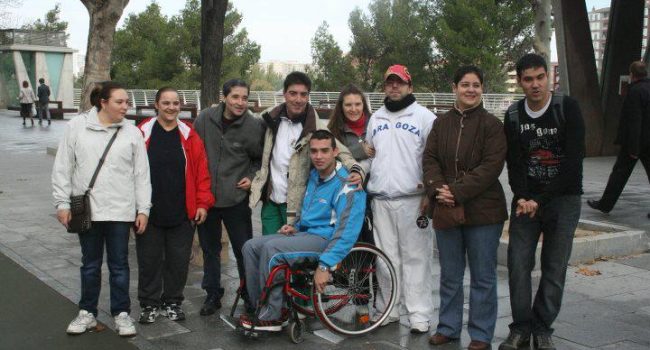 Personas de la Fundación SER MÁS en una de sus actividades. Foto: FSM